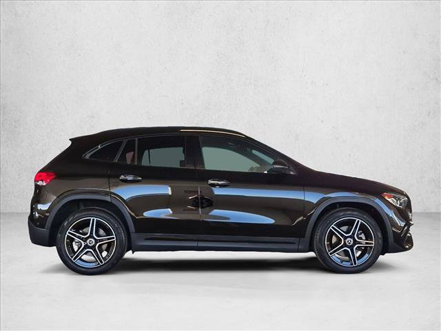 Used 2022 Mercedes-Benz GLA 250 4MATIC image 4