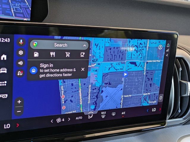 Certified 2025 Ford Expedition Active image 7