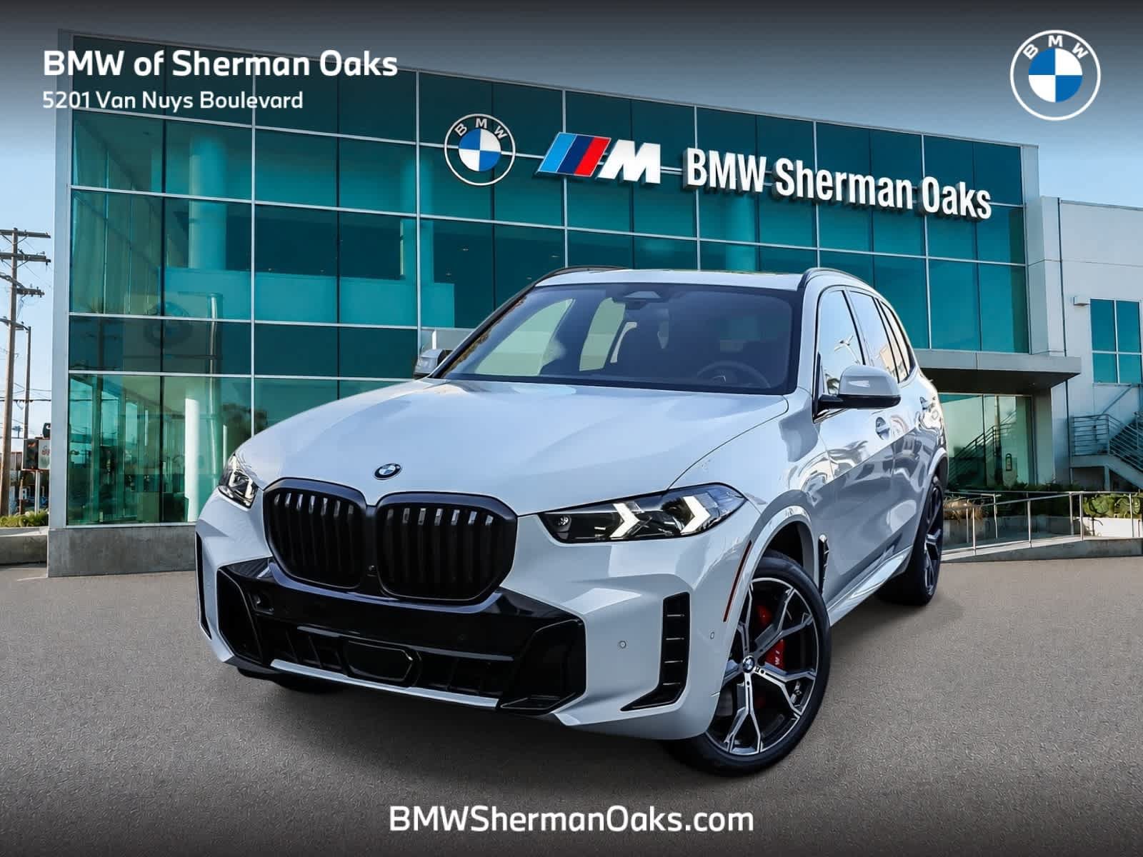 Used 2026 BMW X5 sDrive40i w/ M Sport Package RWD image 1