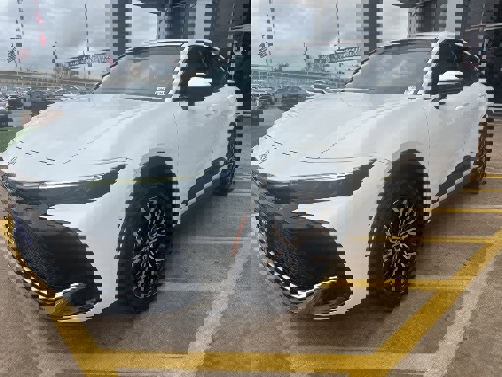 Used 2023 Toyota Crown XLE