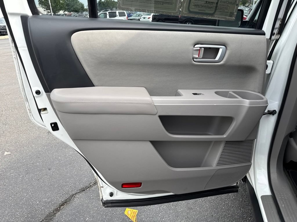 Used 2014 Honda Pilot EX image 30