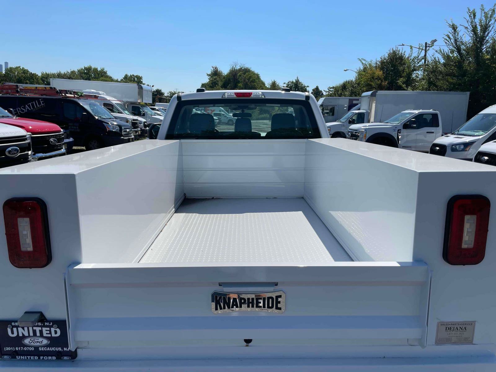 New 2023 Ford F250 XL w/ FX4 Off-Road Package AWD/4WD image 6