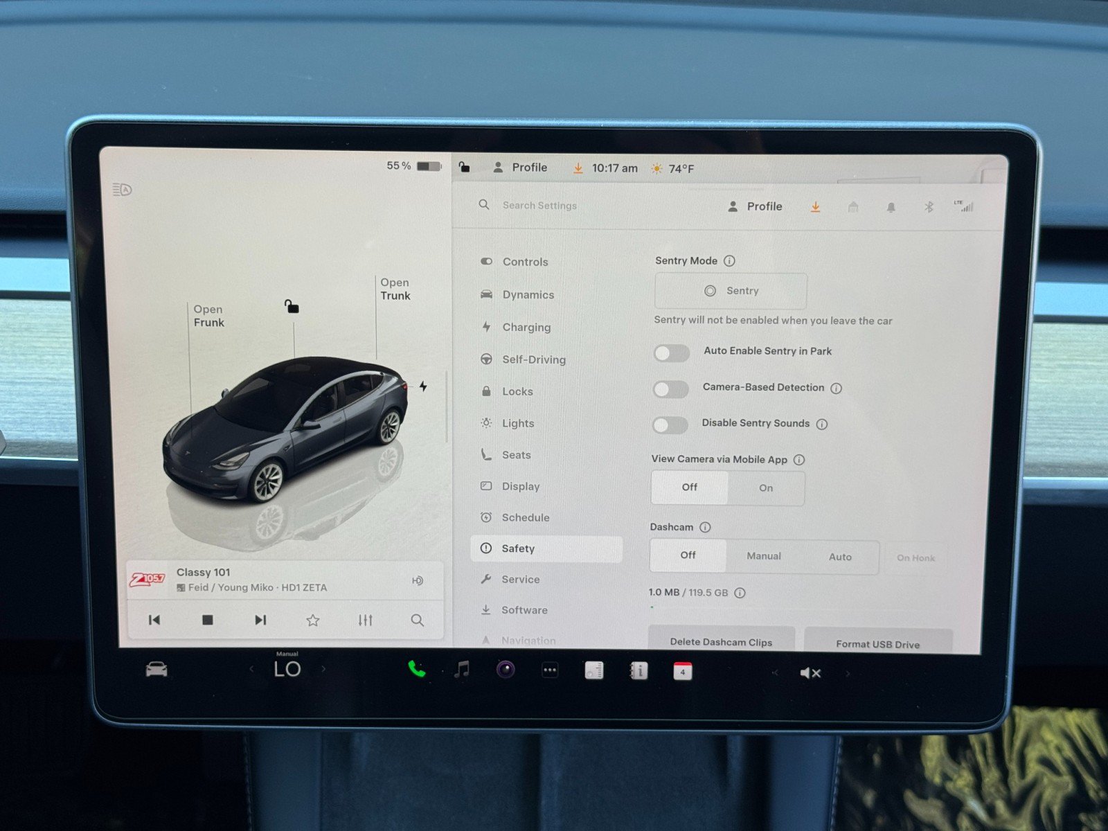 Used 2023 Tesla Model 3 Standard Range RWD image 28