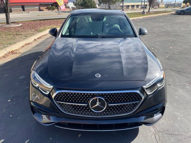 Used 2024 Mercedes-Benz E 450 4MATIC Sedan image 3