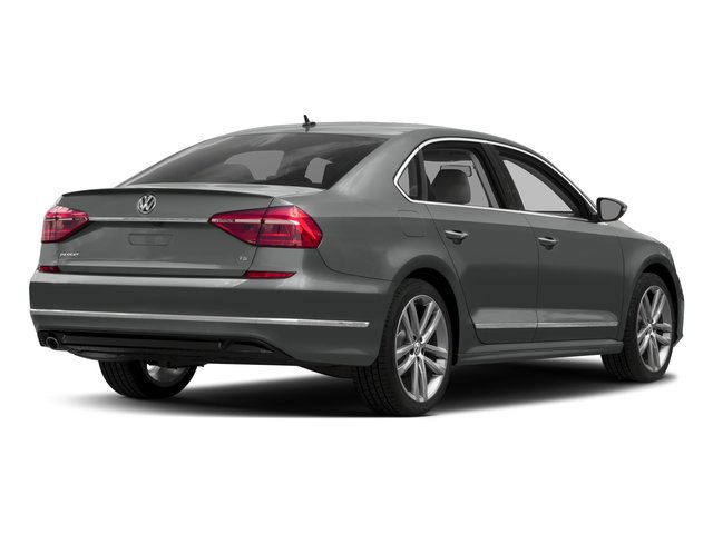 Used 2017 Volkswagen Passat 1.8T R-Line FWD image 2