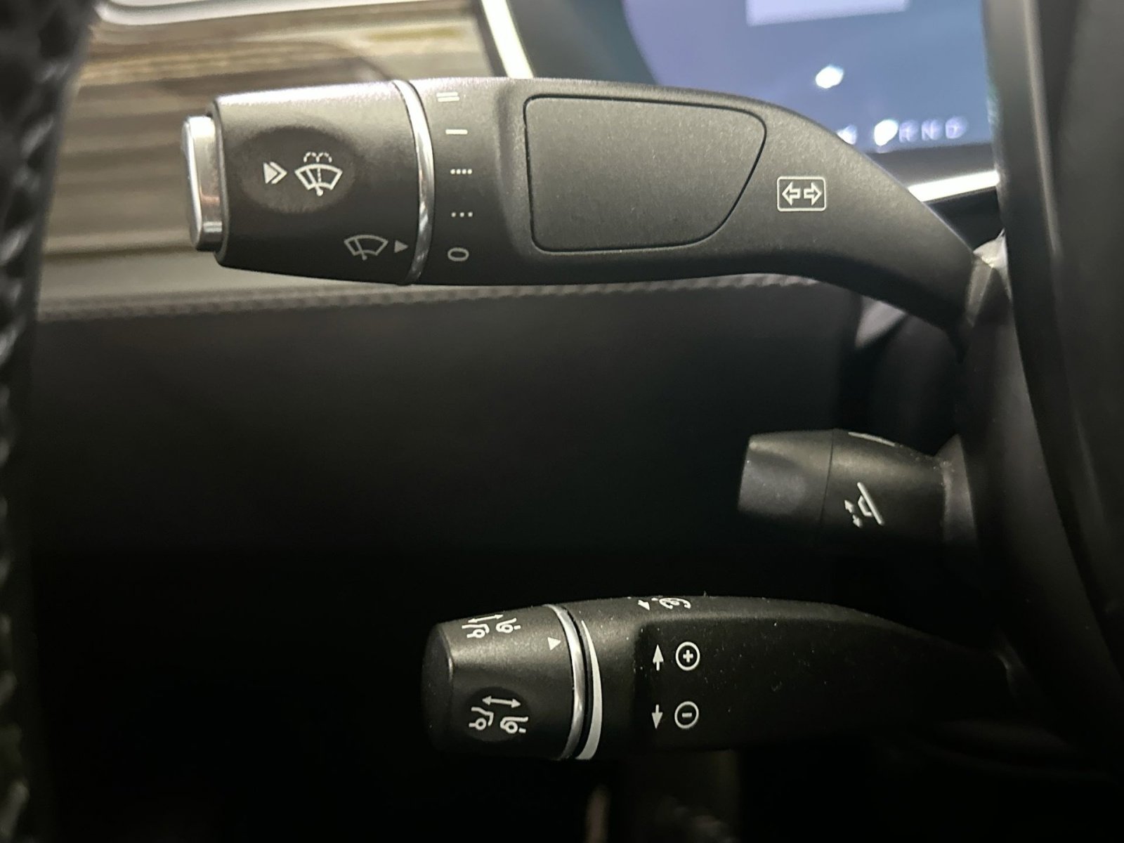 Used 2016 Tesla Model S 70 image 26