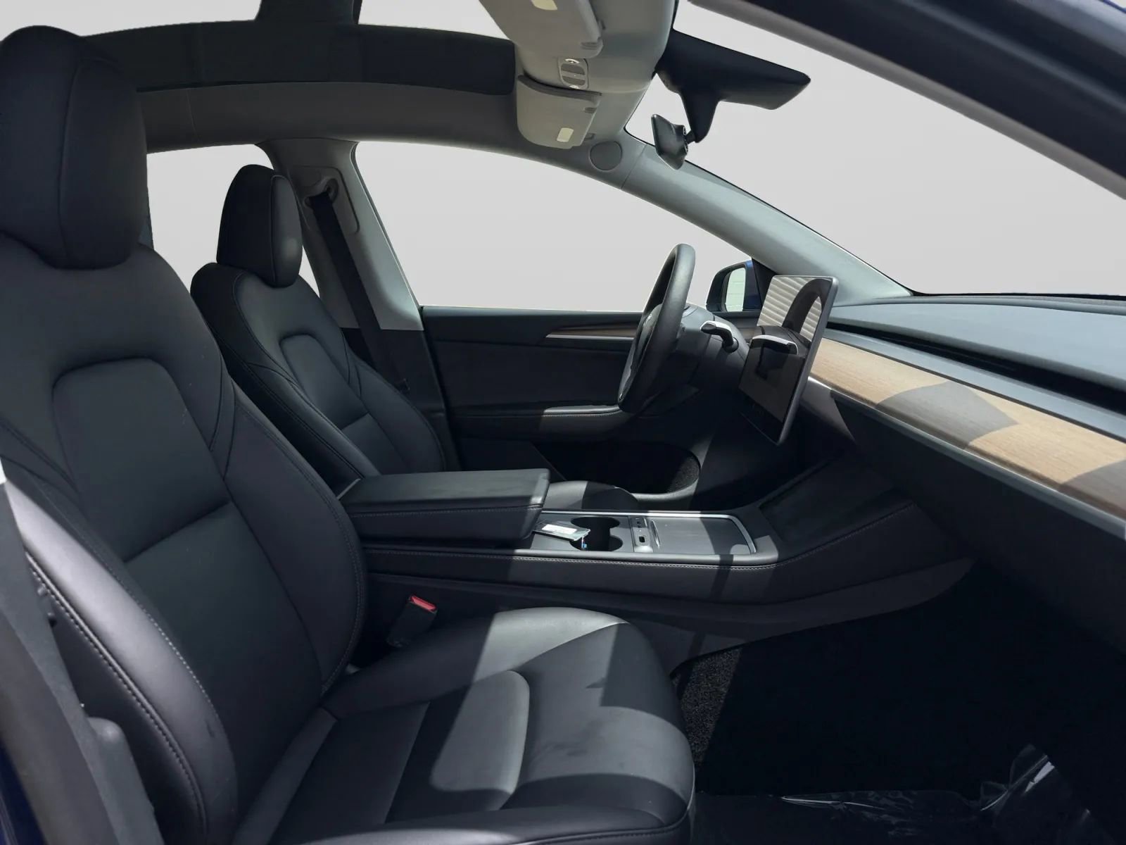 Used 2023 Tesla Model Y Performance AWD/4WD image 37