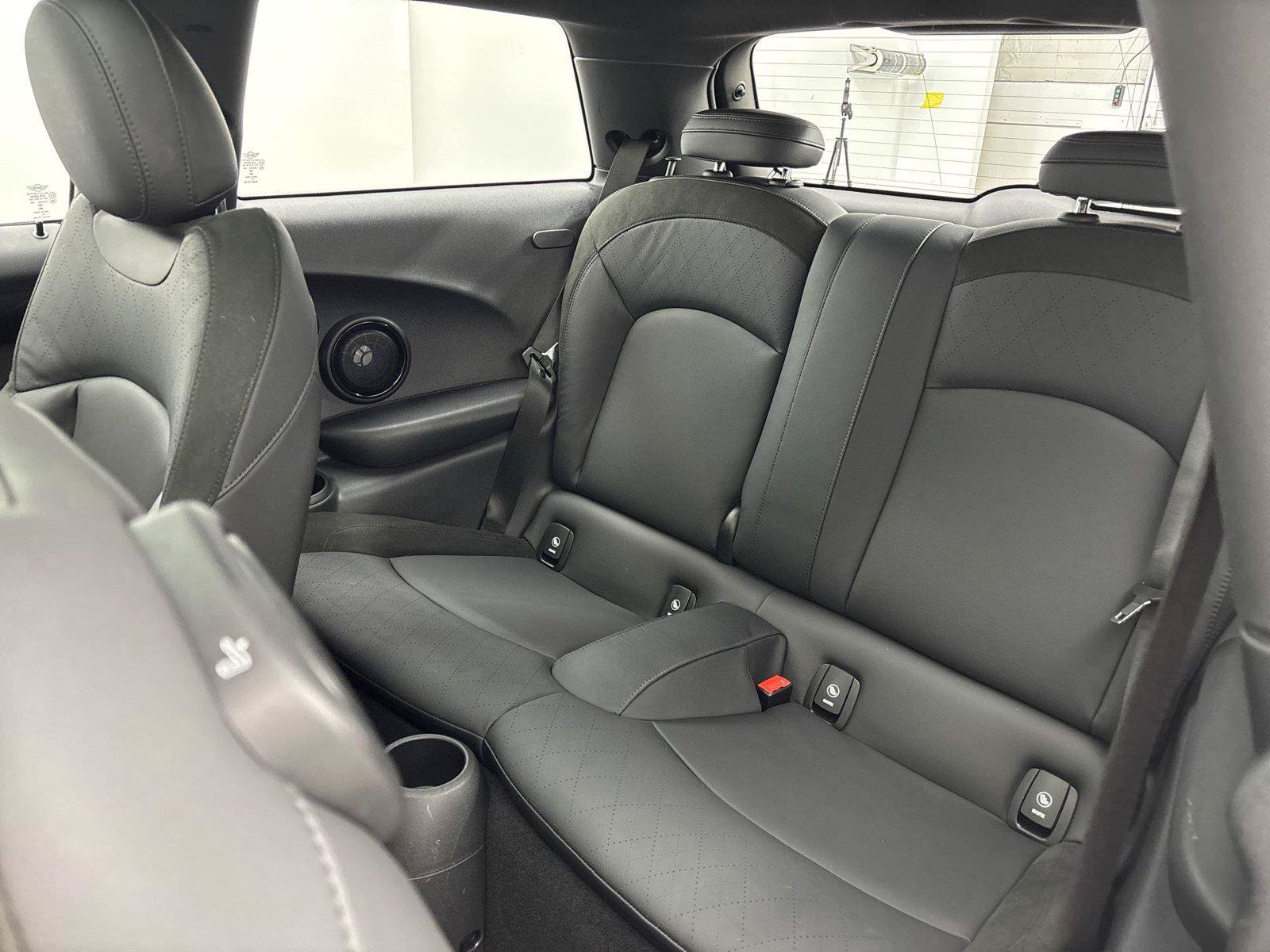 Used 2023 MINI Cooper SE FWD image 29