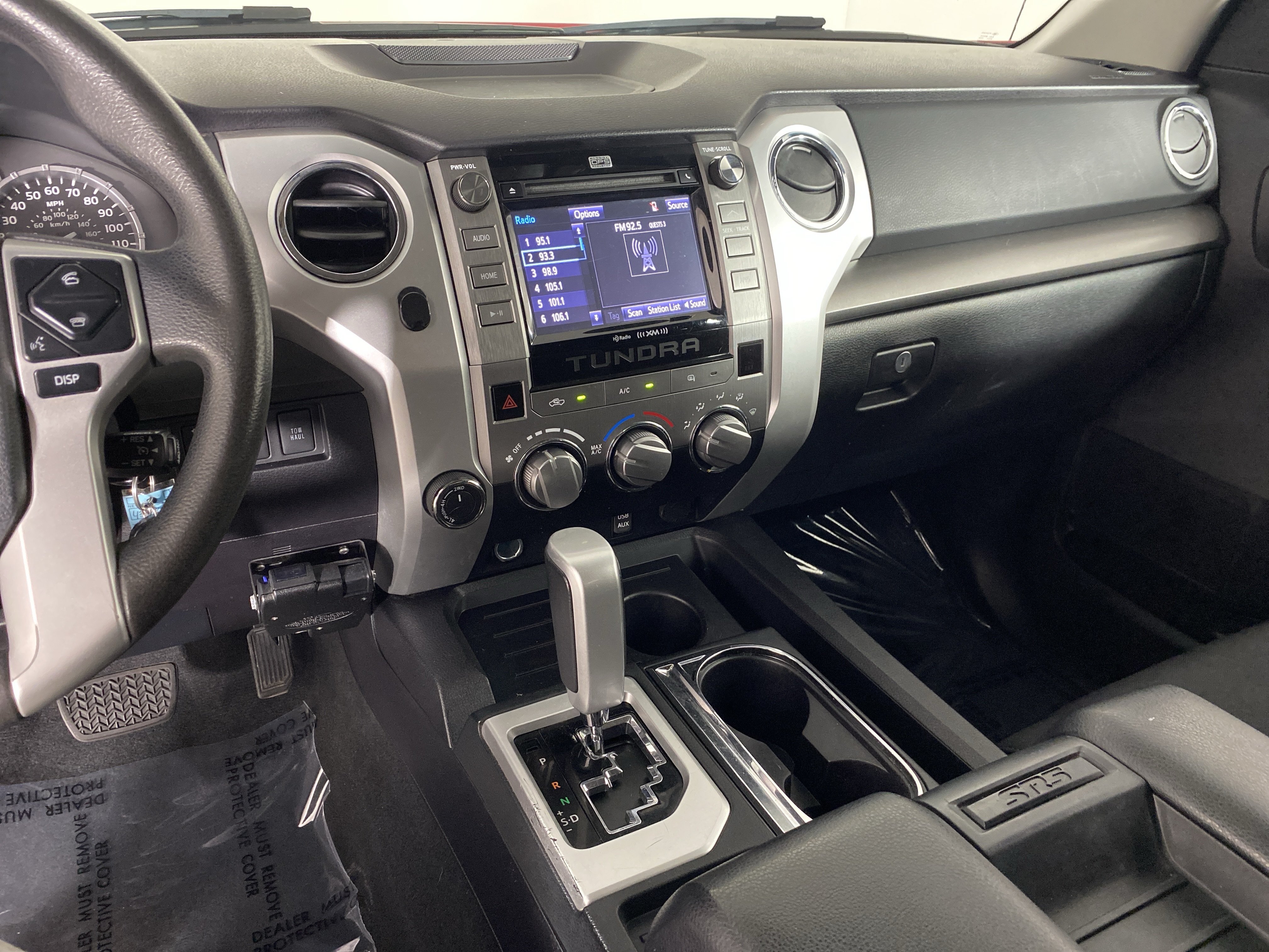 Used 2014 Toyota Tundra SR5 AWD/4WD image 31