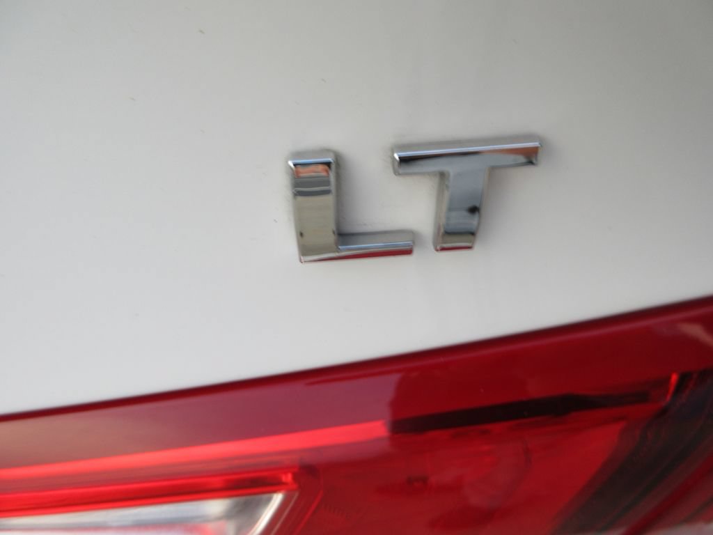 Used 2025 Chevrolet Malibu LT FWD image 10