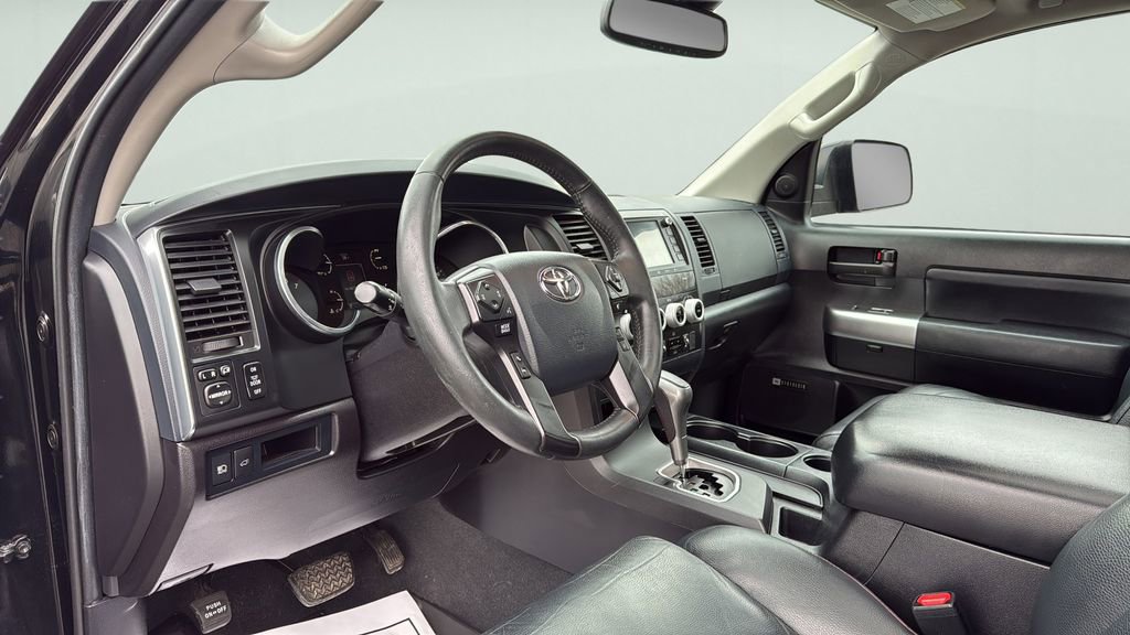 Used 2020 Toyota Sequoia TRD Pro AWD/4WD image 26