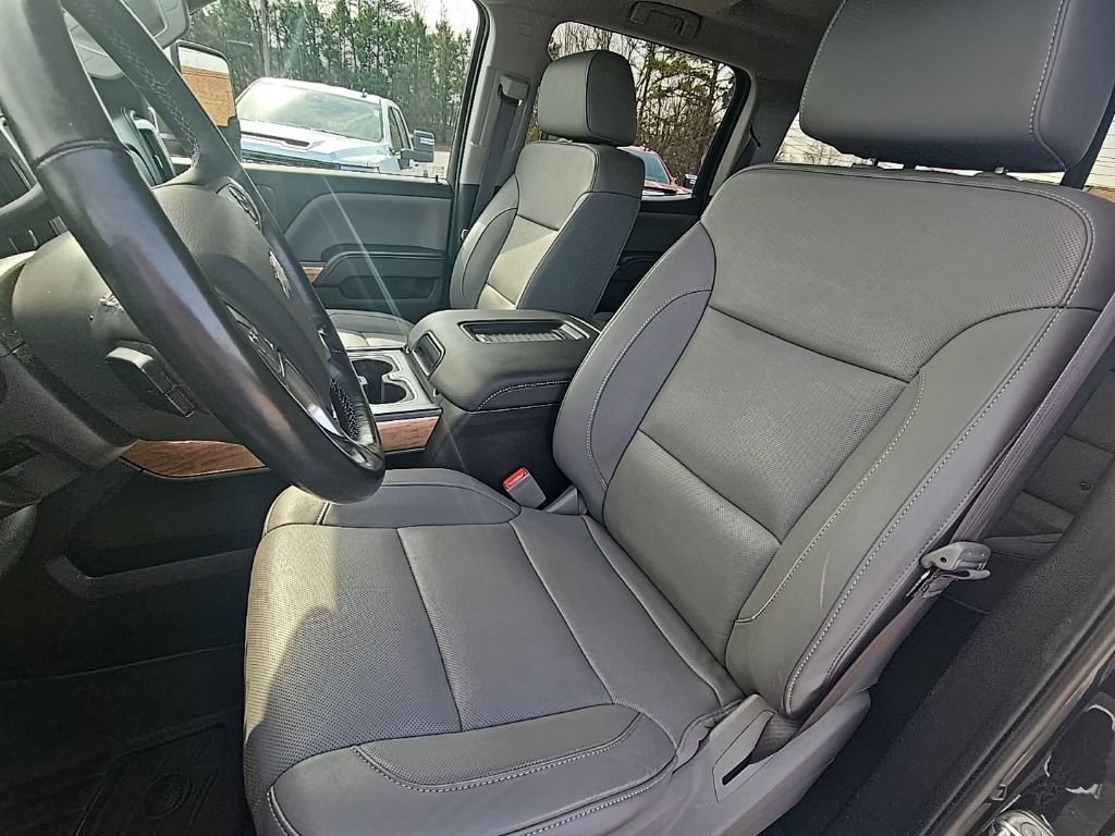 Used 2017 Chevrolet Silverado 2500 LTZ w/ Duramax Plus Package RWD image 12