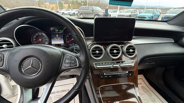 Used 2019 Mercedes-Benz GLC 350e 4MATIC image 15