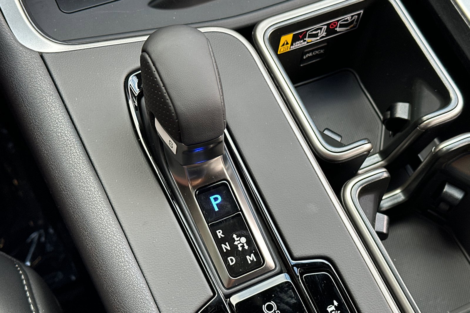 New 2026 Lexus TX 500h AWD image 22