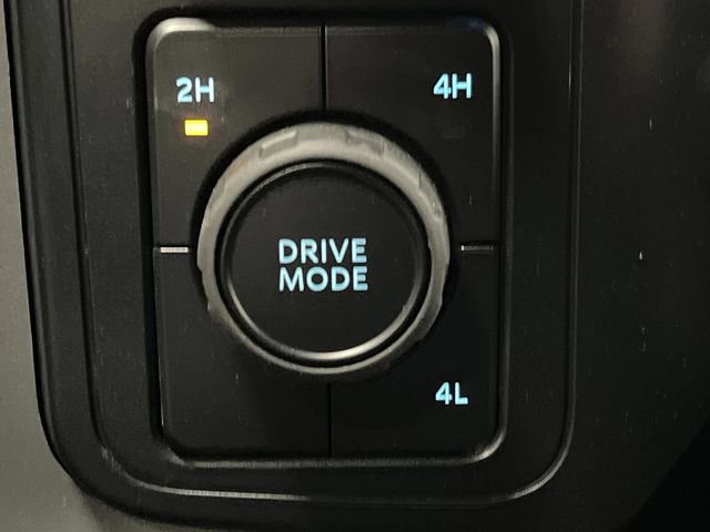 Used 2025 Ford F150 XLT w/ Equipment Group 302A MID image 25