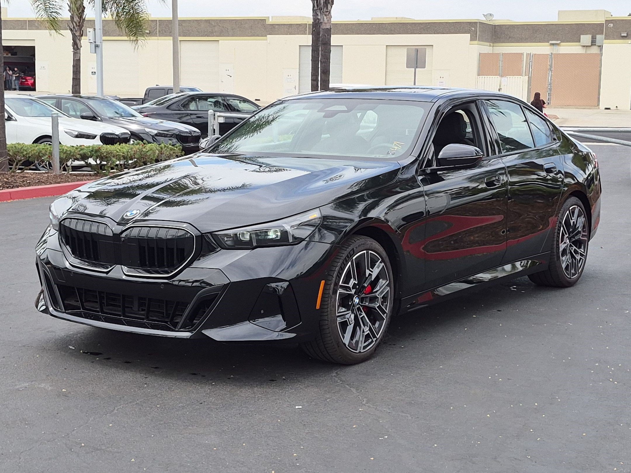 Used 2026 BMW 530i w/ M Sport Package RWD image 5