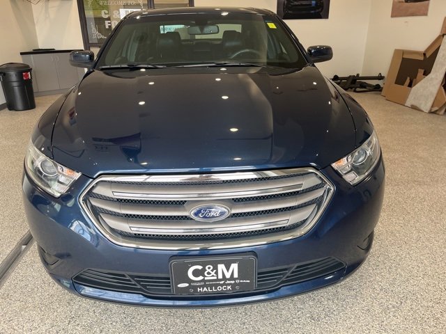 Used 2017 Ford Taurus SEL w/ Equipment Group 201A image 2