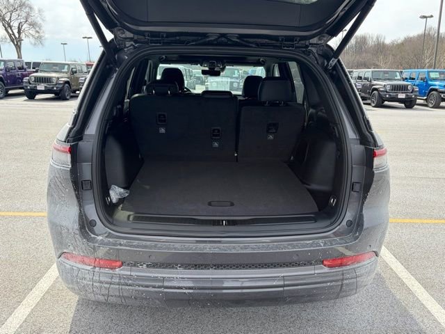 New 2026 Jeep Grand Cherokee Limited AWD/4WD image 7