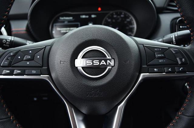 New 2025 Nissan Versa SR w/ Trunk Package image 17