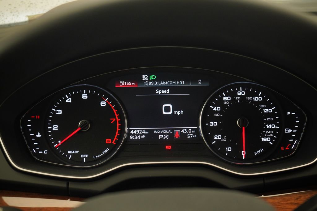 Used 2023 Audi Q5 2.0T Premium w/ Convenience Package image 10