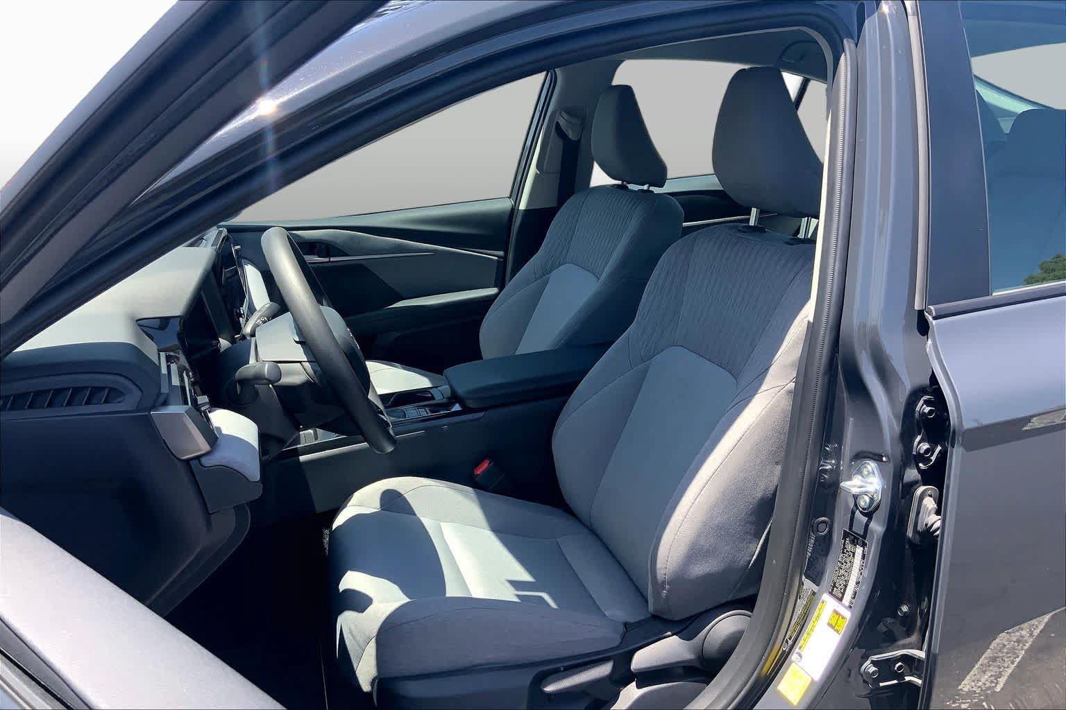 Certified 2025 Toyota Camry LE FWD image 7