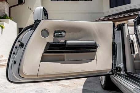 Used 2014 Rolls-Royce Phantom Drophead Coupe image 69