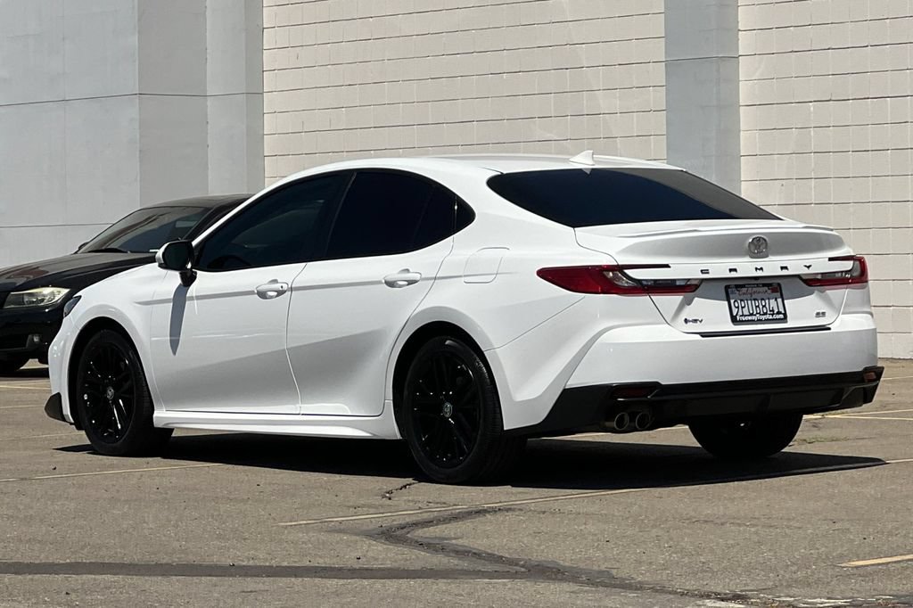 Certified 2025 Toyota Camry SE FWD image 7