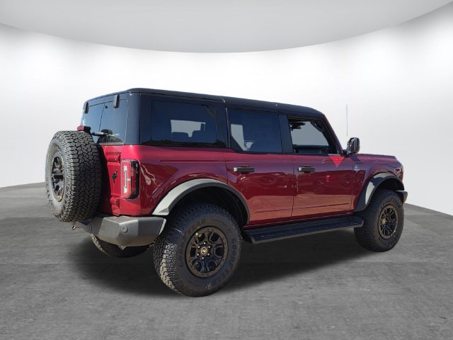 New 2026 Ford Bronco Outer Banks w/ Sasquatch Package AWD/4WD image 2