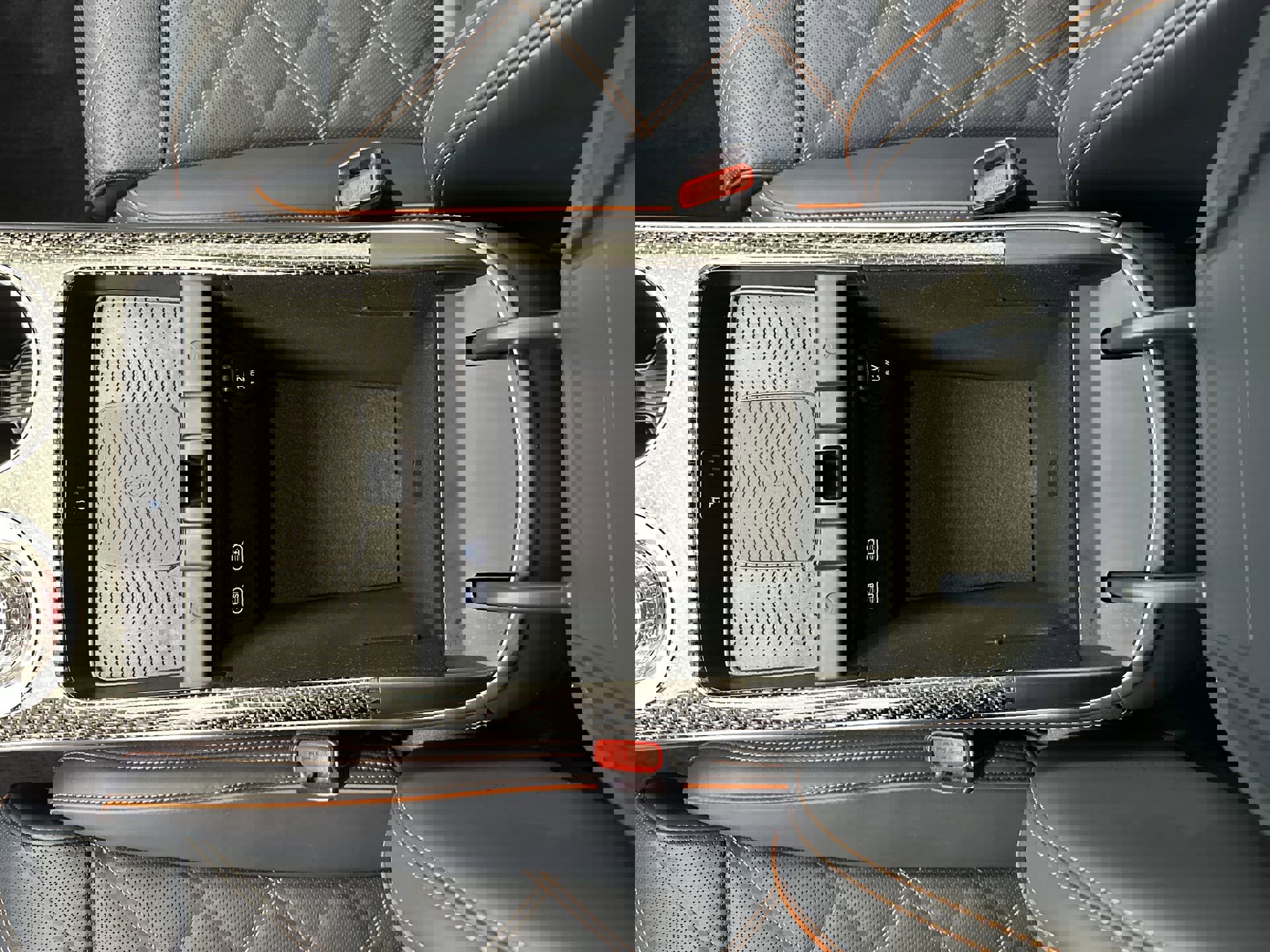 Certified 2026 Genesis GV70 3.5T Sport Prestige image 21