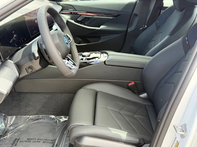 New 2026 BMW i5 eDrive40 w/ M Sport Package image 17