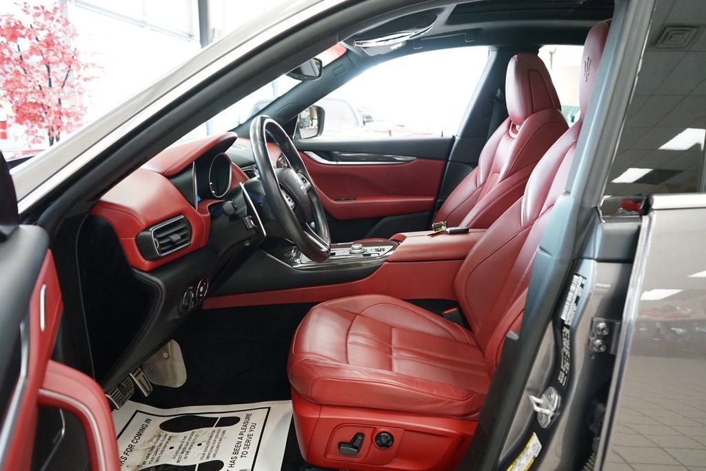 Used 2018 Maserati Levante S GranSport AWD/4WD image 29
