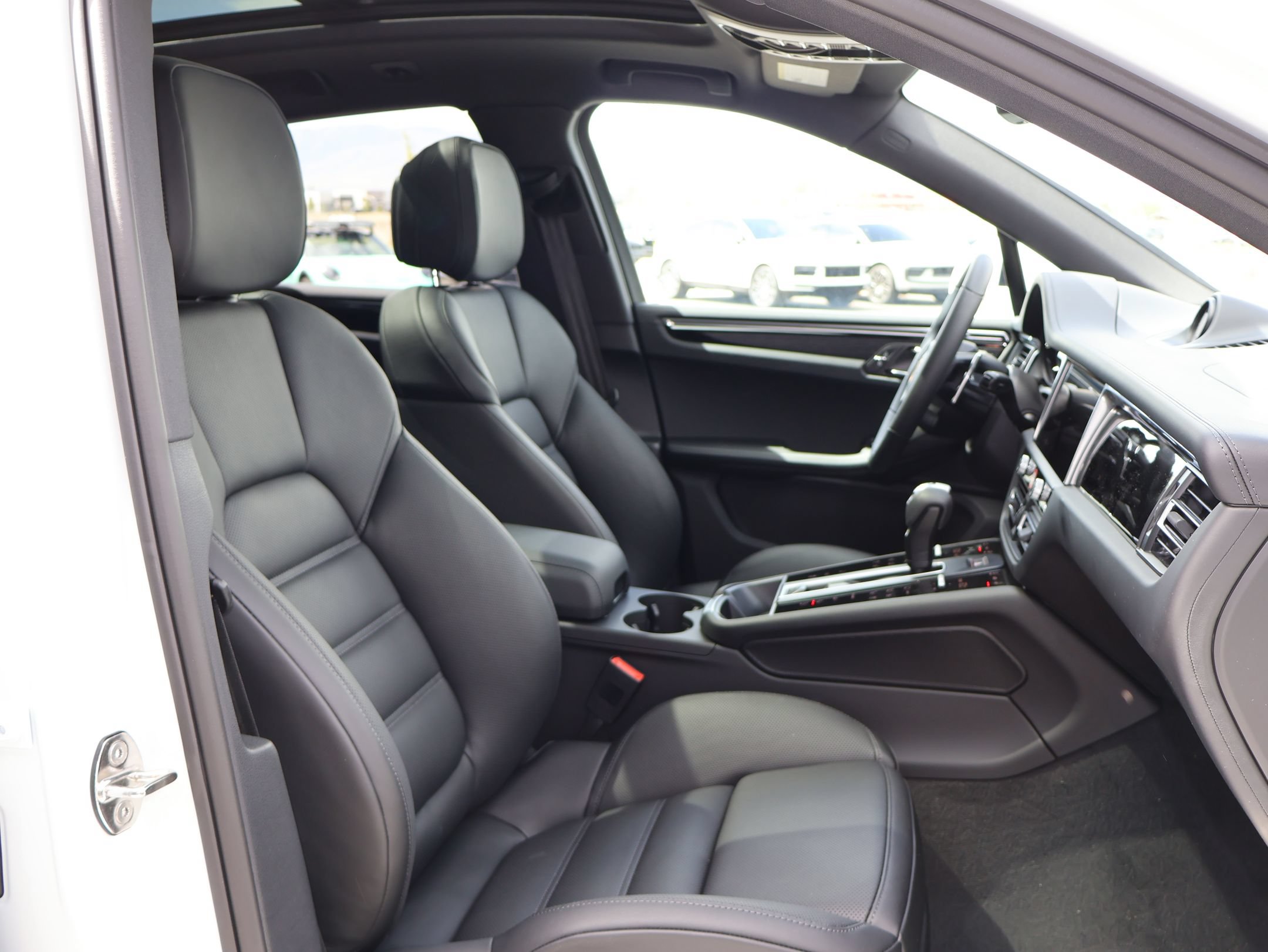 New 2026 Porsche Macan S AWD/4WD image 26