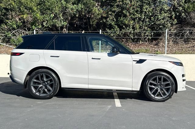 Certified 2024 Land Rover Range Rover Sport Dynamic SE image 6