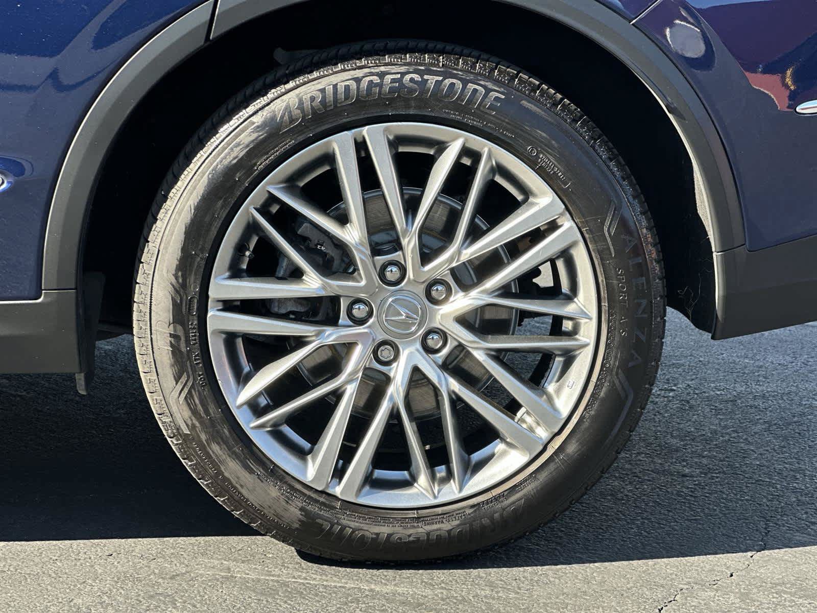 Used 2022 Acura MDX SH-AWD w/ Advance Package image 9