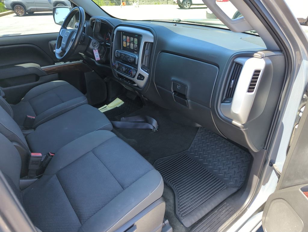 Used 2017 GMC Sierra 1500 SLE w/ SLE Value Package image 32