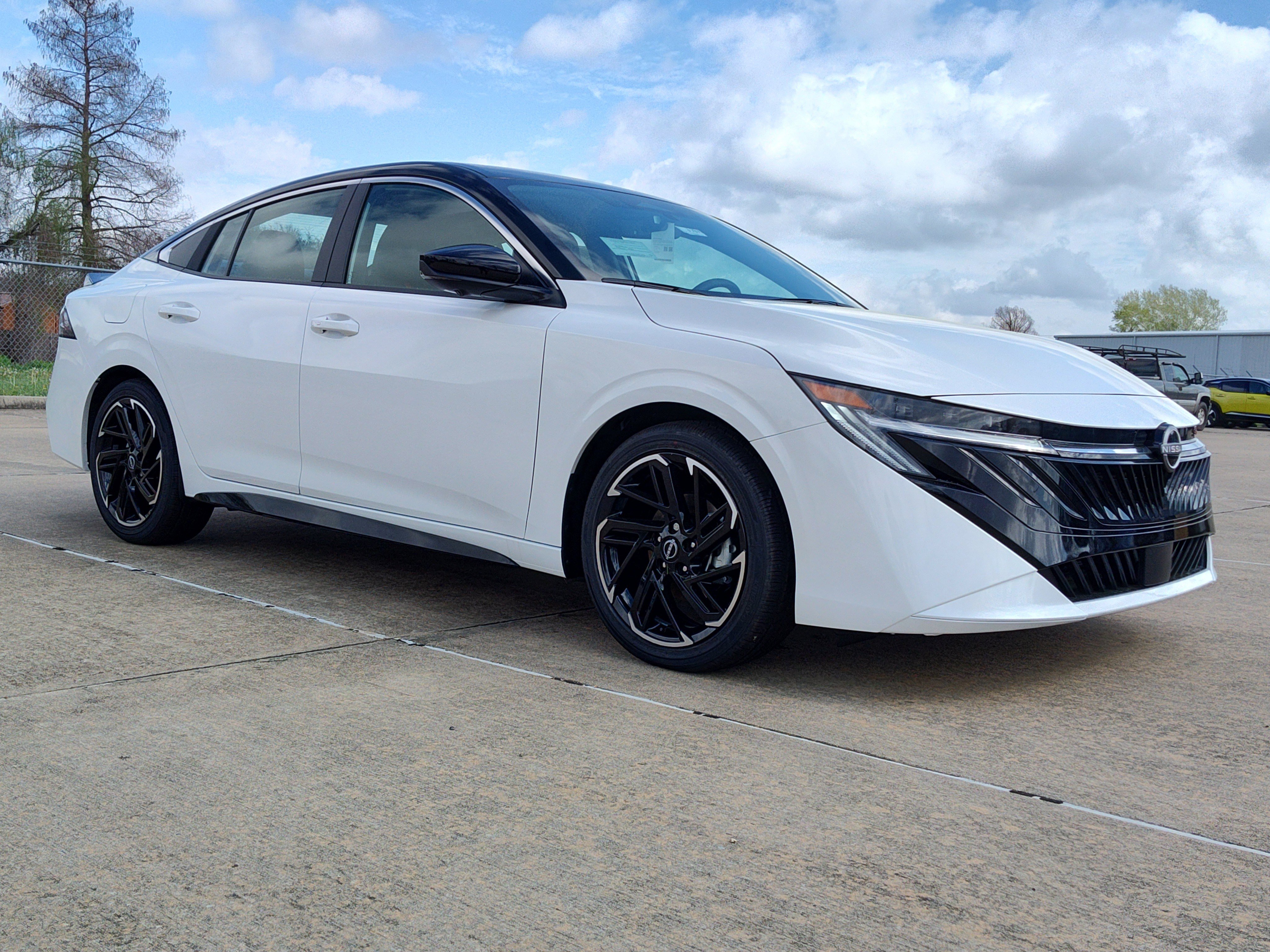 New 2026 Nissan Sentra SR image 6