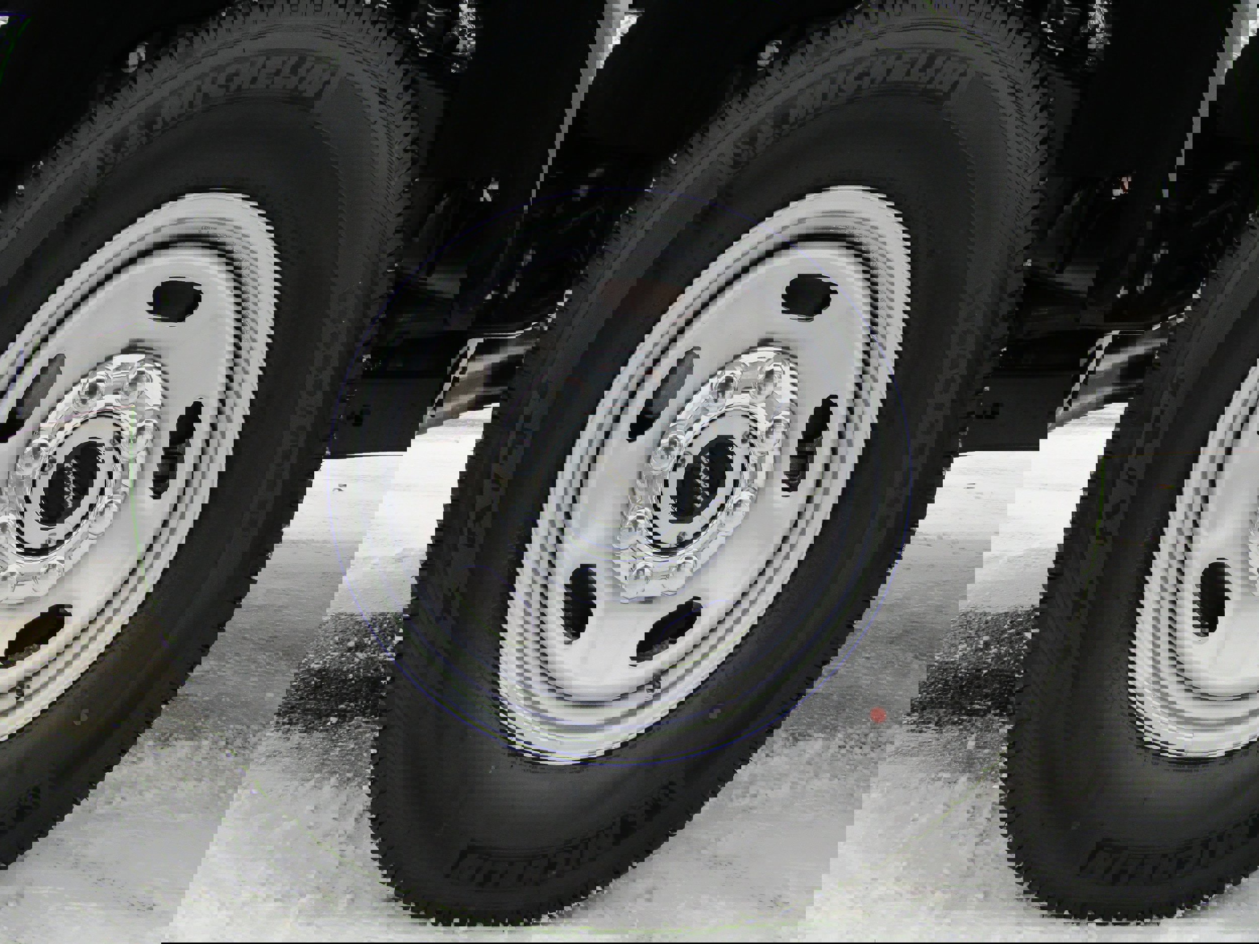 New 2025 Ford F350 XL w/ FX4 Off-Road Package image 9