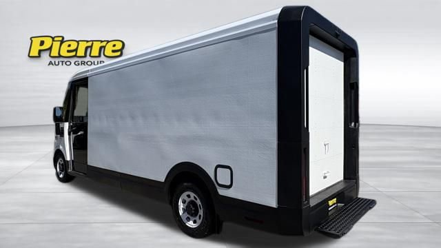 Used 2024 Chevrolet Brightdrop 600 w/ Commercial Equipment Package image 2