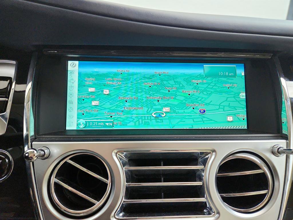 Used 2014 Rolls-Royce Wraith RWD image 19