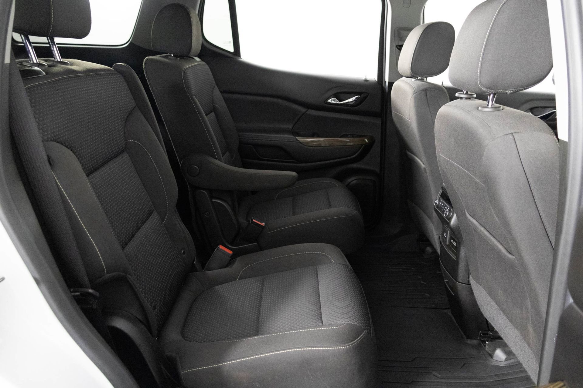 Certified 2023 GMC Acadia SLE w/ Driver Convenience Package image 41