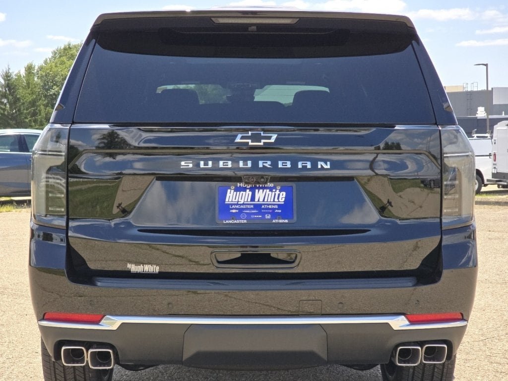 New 2026 Chevrolet Suburban High Country AWD/4WD image 12