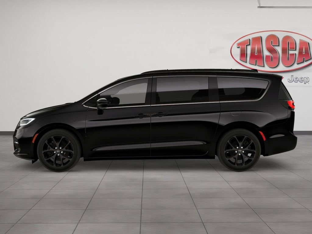 New 2026 Chrysler Pacifica Limited w/ S Appearance Package AWD/4WD image 3