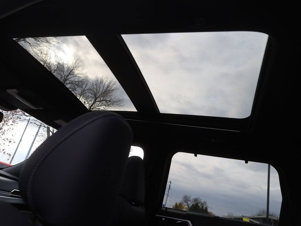 New 2025 Mitsubishi Outlander SEL Black Edition image 41