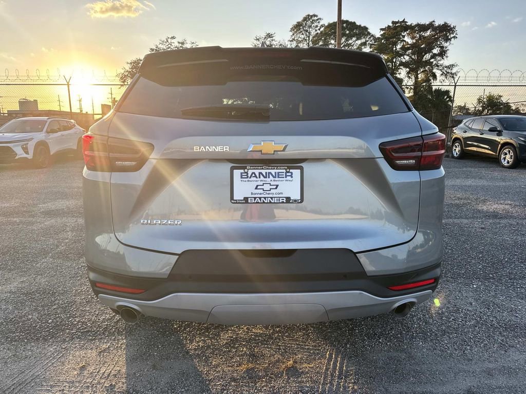 New 2026 Chevrolet Blazer LT image 6