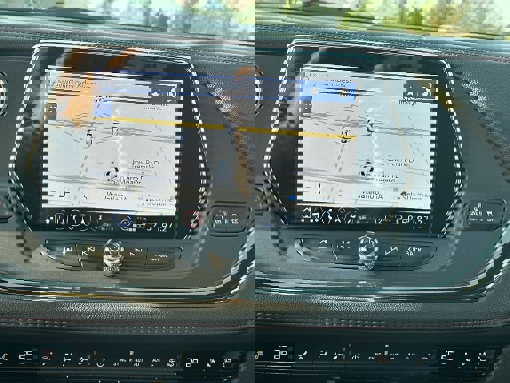 Certified 2021 Chevrolet Blazer RS w/ Enhanced Convenience Package image 15