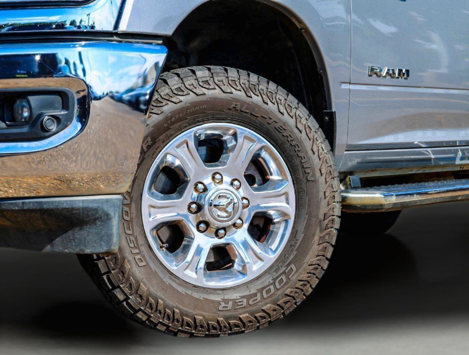 Used 2023 RAM 3500 Big Horn w/ Level 1 Equipment Group AWD/4WD image 2