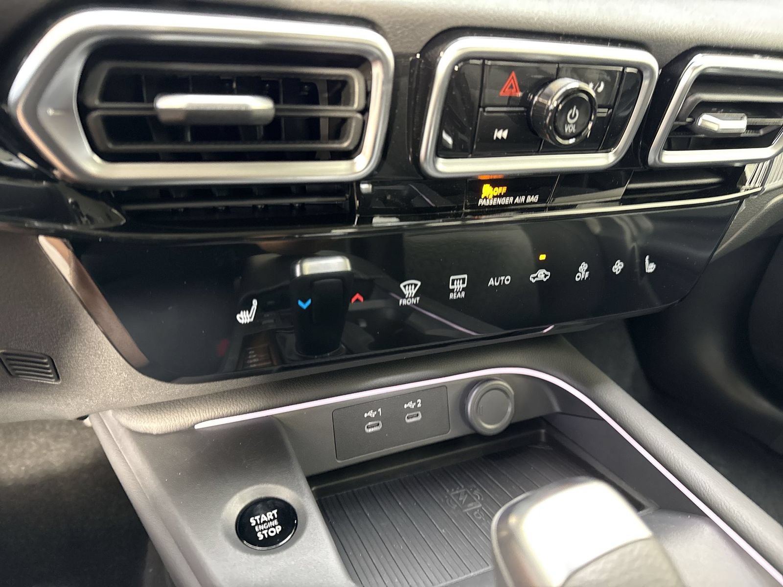 New 2026 Nissan Sentra SV w/ SV Convenience Package FWD image 9