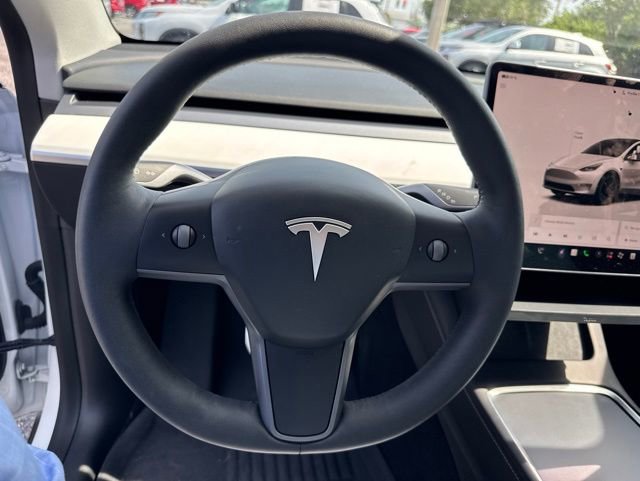 Used 2022 Tesla Model Y Performance AWD/4WD image 9