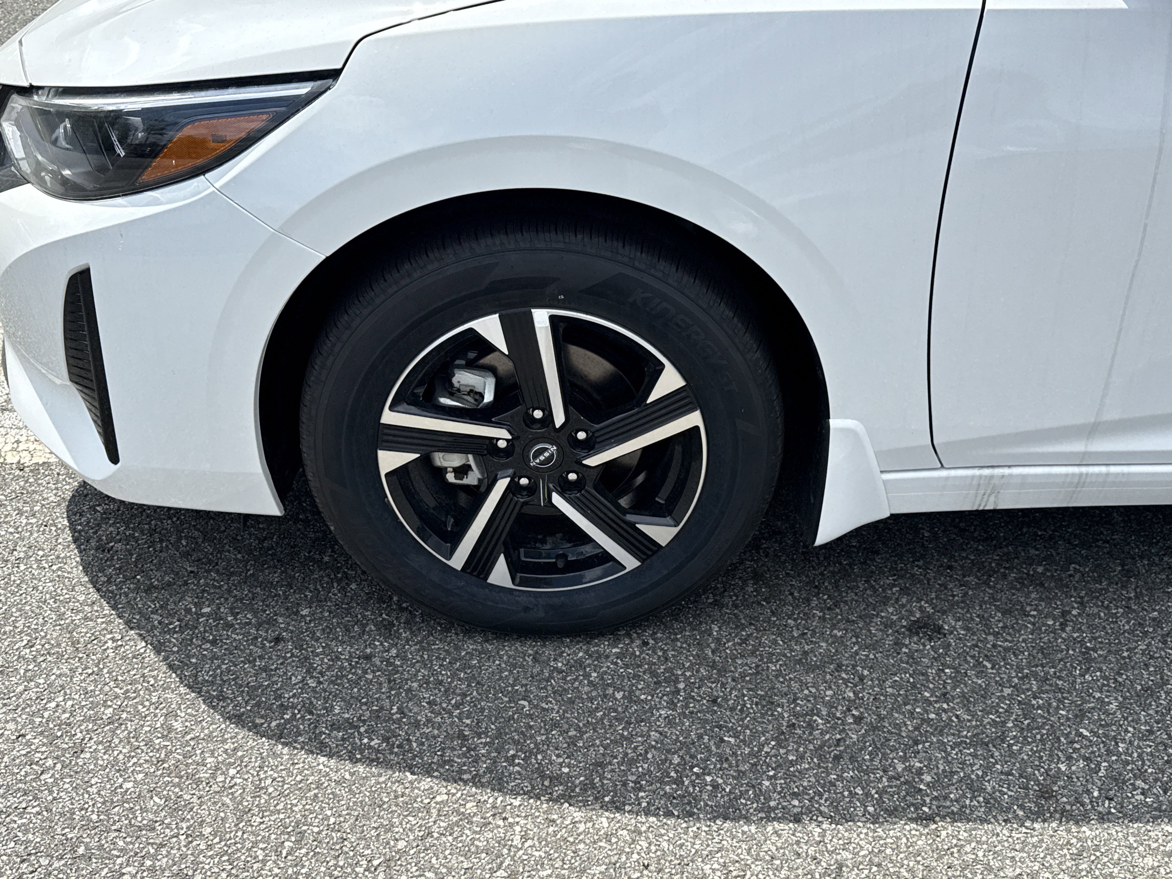 New 2025 Nissan Sentra SV w/ Trunk Package image 5