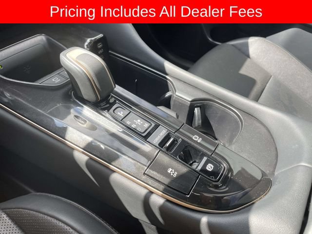Used 2025 Toyota Crown Platinum AWD/4WD image 36